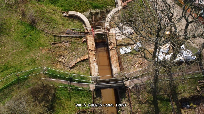 04 Apr 01a - Aerial View.jpg