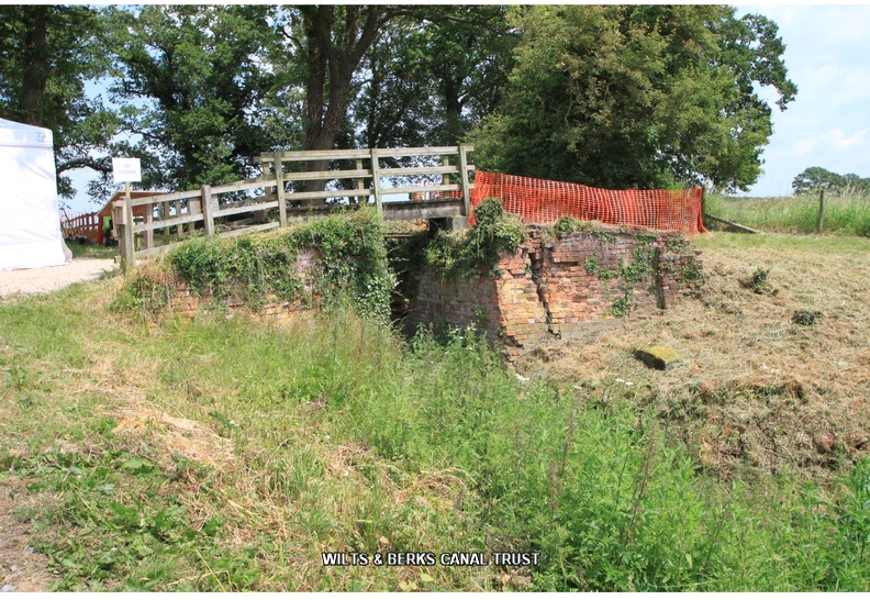 TopLockFootBridge.jpg