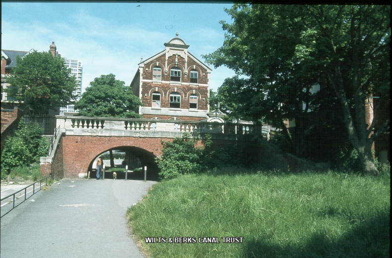 128 Milton Road bridge June 1978.jpg
