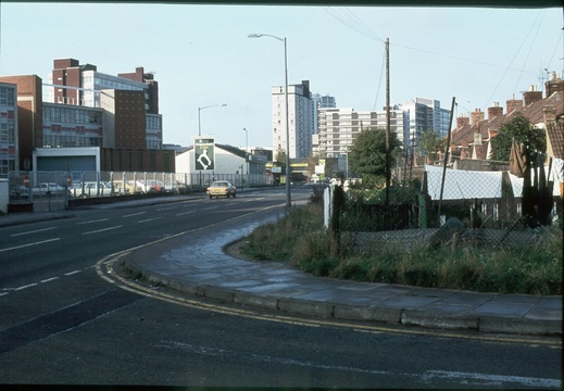 133 Fleming Way Swindon Oct 1977