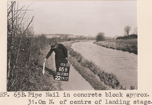 Man with a stick SU1383 65B (667 visits) Image credit: Local Studies, Swindon Central Library. 1953, Man with a stick. Canal towpath between ... Man with a stick SU1383 65B