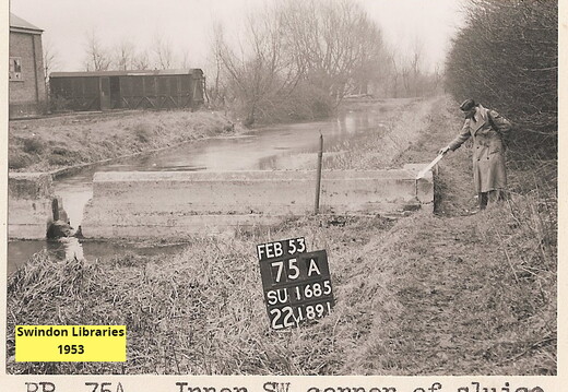 Man with a stick SU1685 75A