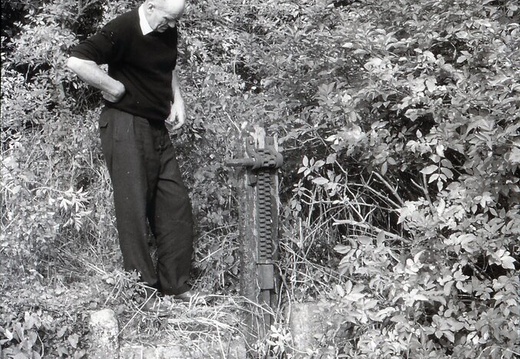 048652E (196 visits) Image credit: RCHS. 1964, Calne Branch: Paddle gear, Calne Lock. 048652E
