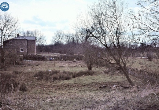 074656E (232 visits) Image credit: RCHS. 1987, North Wilts Canal. Latton Basin. 074656E