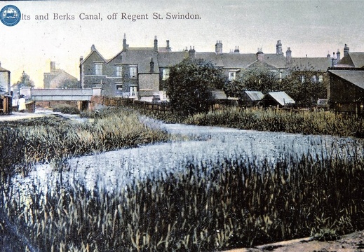 074633E (213 visits) Image credit: RCHS. 1912, Swindon, North Wilts canal heading off north out of the bottom of picture ... 074633E